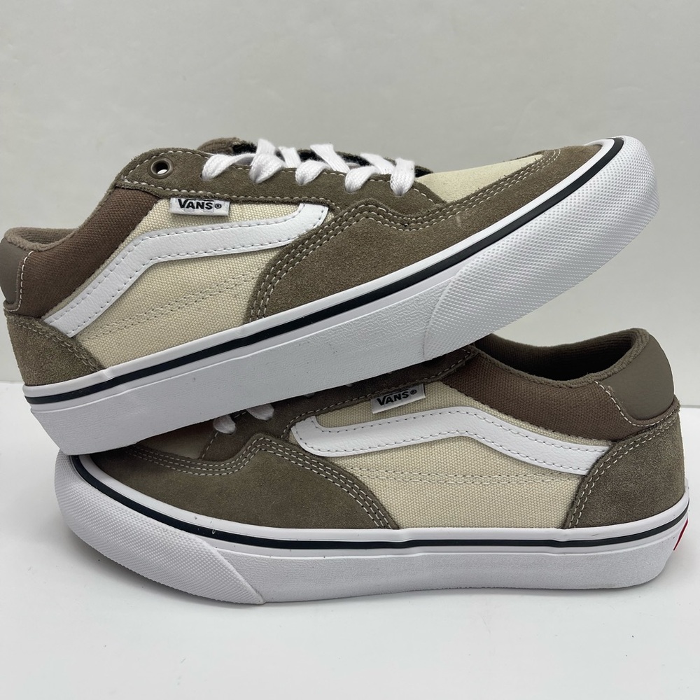 Vans Men’s Rowan
Walnut Sneakers 
VN0A5JIC1NU Tan and White Sneakers